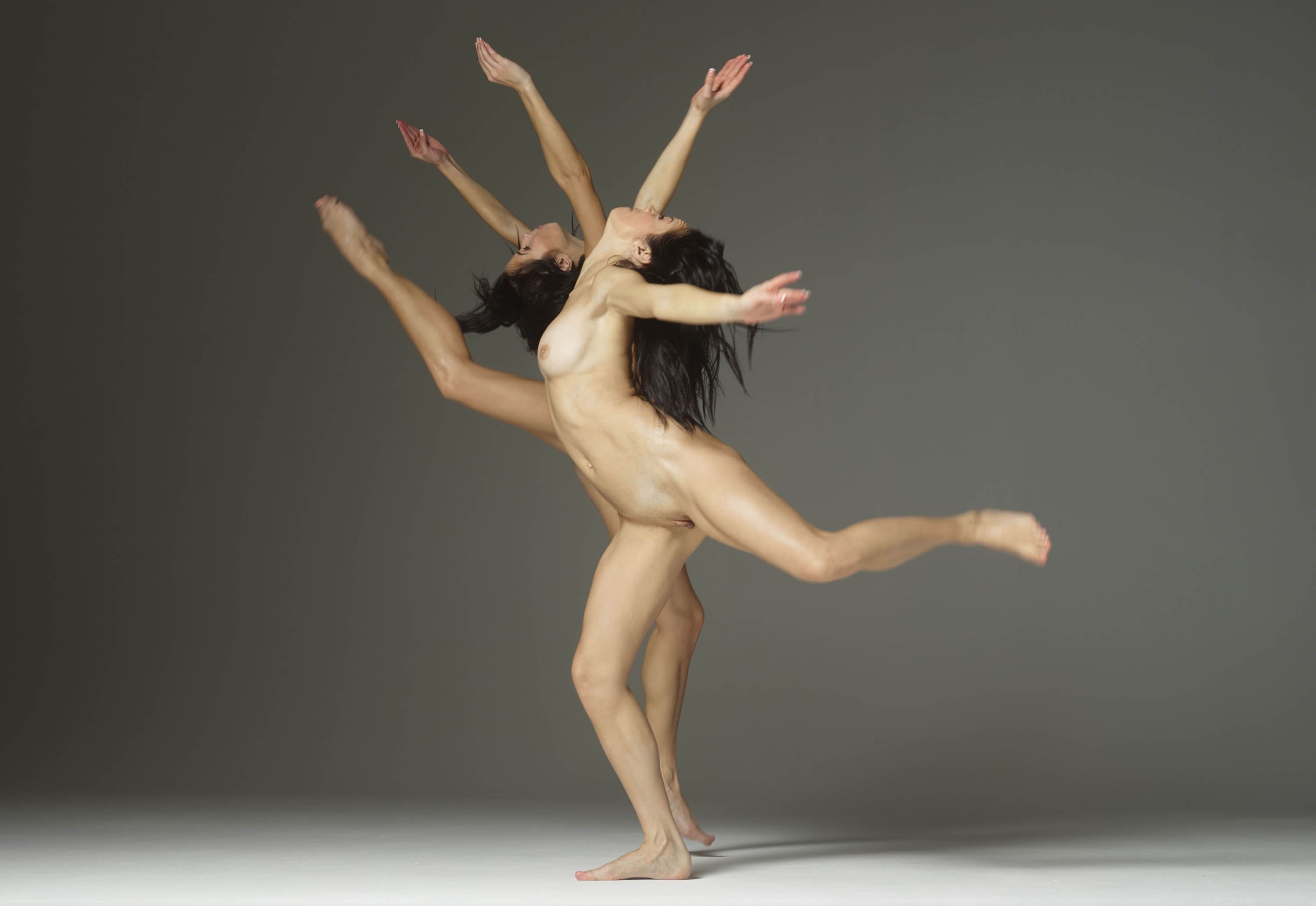 Contortionists Nude. 
